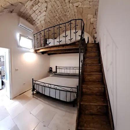 Pensionat Petrakis House Ostuni